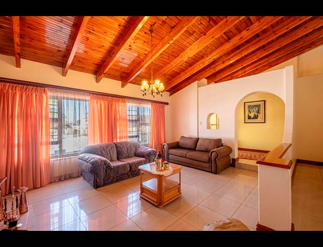 4 BEDROOM HOUSE FOR SALE IN MALABAR